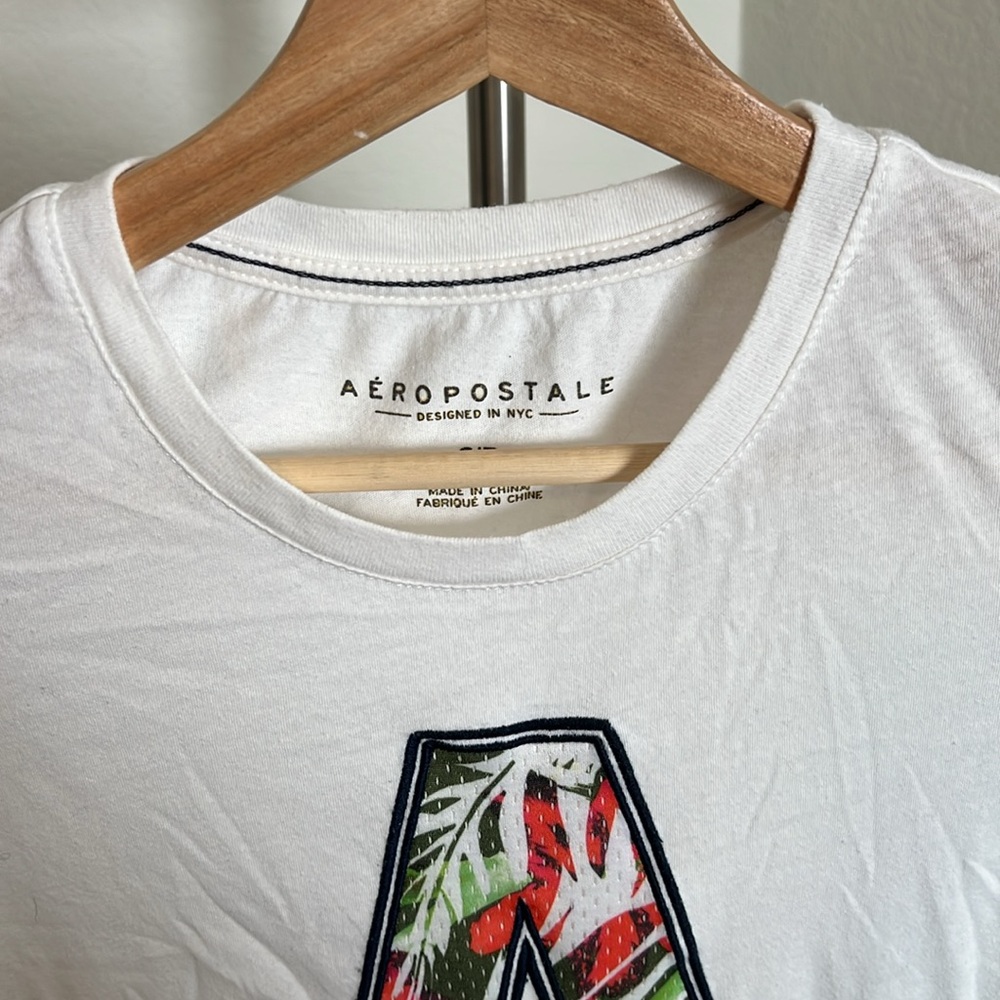 White Tees - Picture 3 of 4